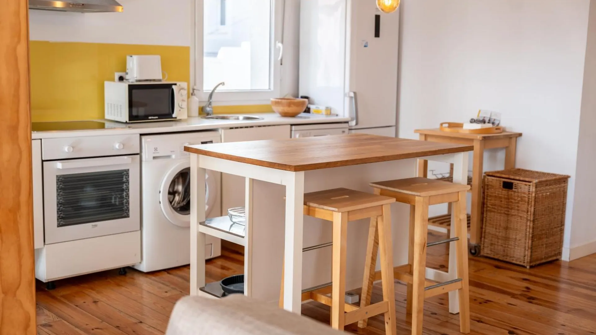 Apartamento Warm And Inviting, Central Location By Urbanhosting Santander
